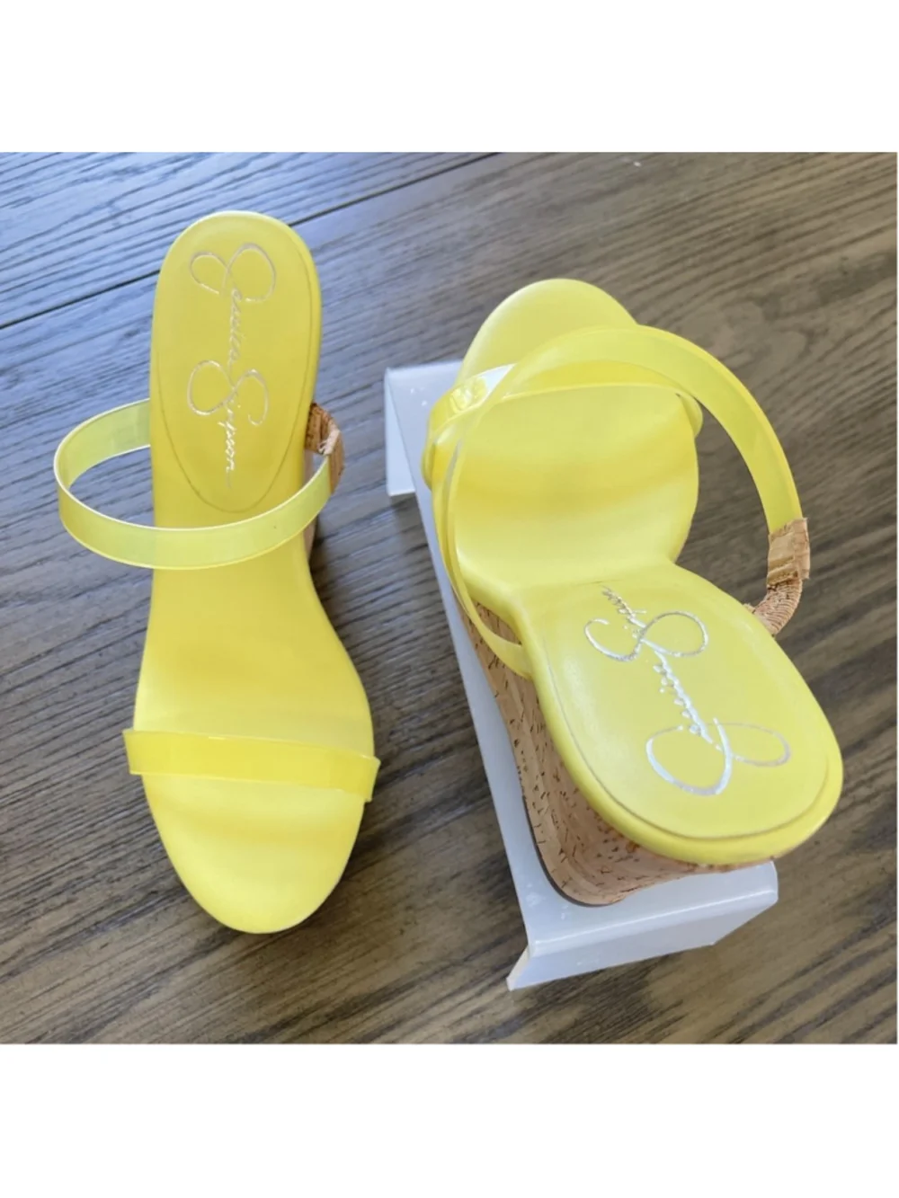 Jessica Simpson Women’s Yellow Strappy Slip-On Wedge Sandals Logo Synthetic 7.5